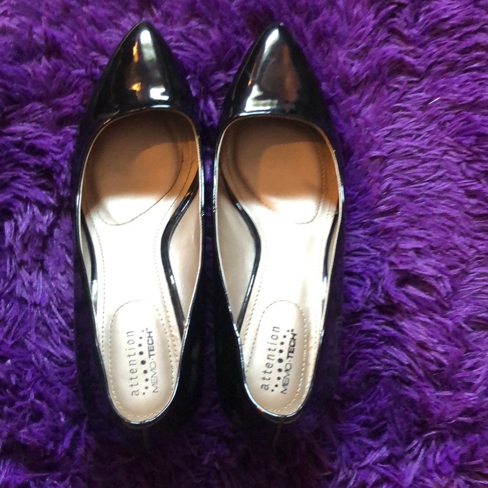 BRAND NEW BLACK HEELS!!